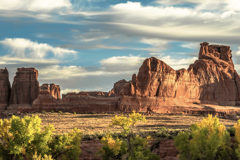 Moab: Arches National Park Hiking Tour
