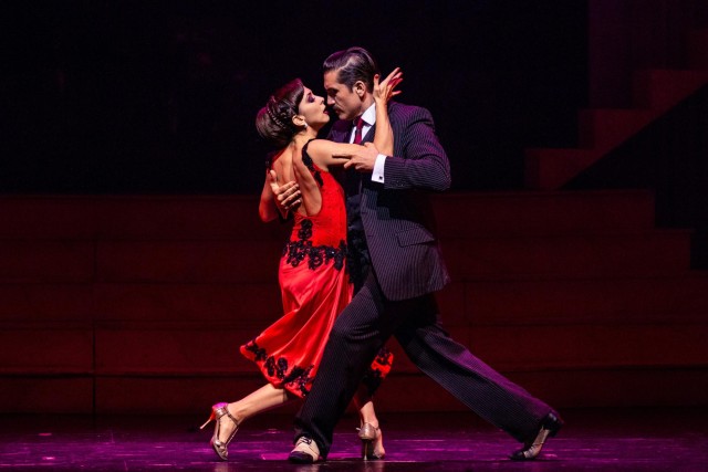 Visit Buenos Aires Tango Porteño Show with Optional Dinner in Buenos Aires