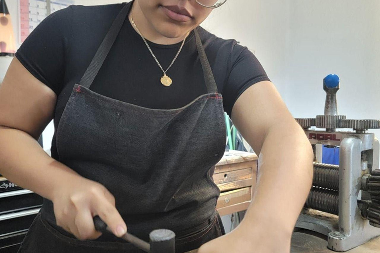 Mexico City: Design and Craft Your Own Silver Ring Mexico City: Design and Make Your Own Silver Ring