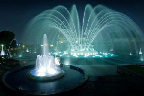 Lima : Une nuit au Magic Water Circuit avec un spectacle de lumière