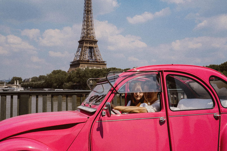 Paris : visite privée d'une demi-journée en Citroën 2CV rose