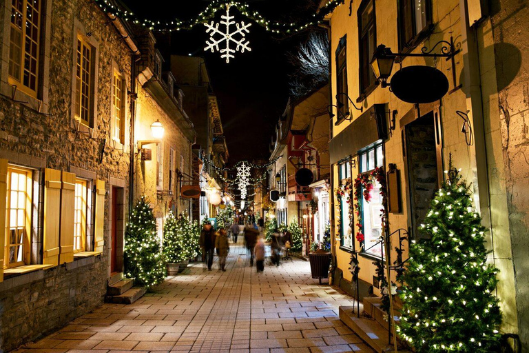 Tour a piedi del Natale gioioso a QuebecTour a piedi del Natale gioioso in Quebec