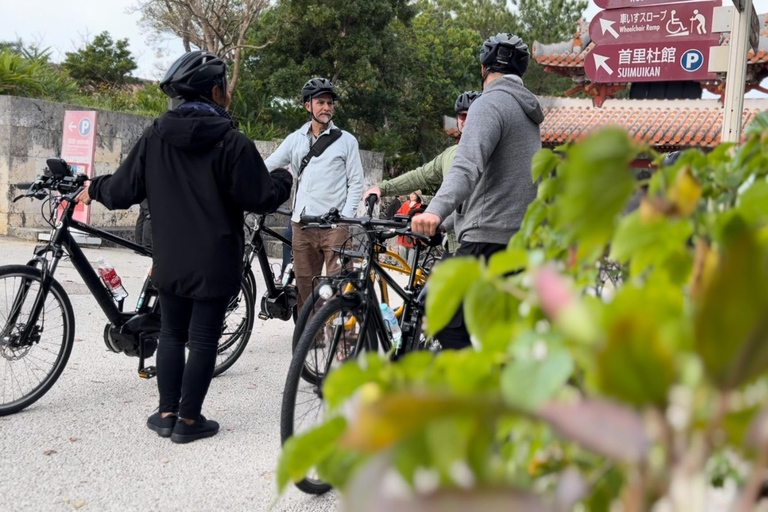 Naha: Visita guiada en E-Bike a los 12 Templos del Zodíaco