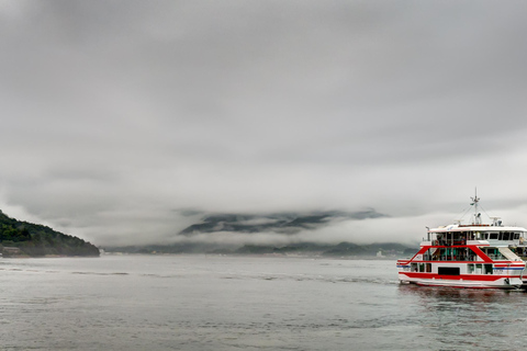 The Peace Memorial to Miyajima : Icons of Peace and Beauty