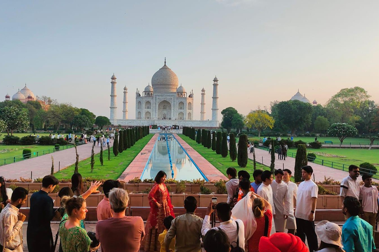 Classic Golden Triangle Tour: Delhi, Agra & Jaipur in 3 Days Private Tour with 5-Star Hotel, Guide & AC Car