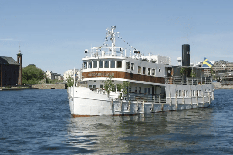 Stockholm: 2h Old Town Tour & 2.5h Archipelago Cruise