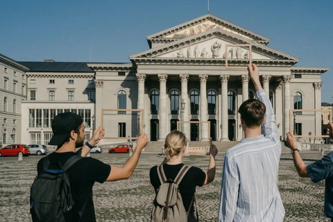 Munich Old Town Walk & Stencil Art Workshop English & German Tour (Bilingual)