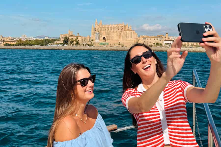 Mallorca: Stadtrundfahrt durch Palma mit berühmten Sehenswürdigkeiten. Foto: GetYourGuide Mallorca: Stadtrundfahrt durch Palma mit berühmten Sehenswürdigkeiten. Foto: GetYourGuide