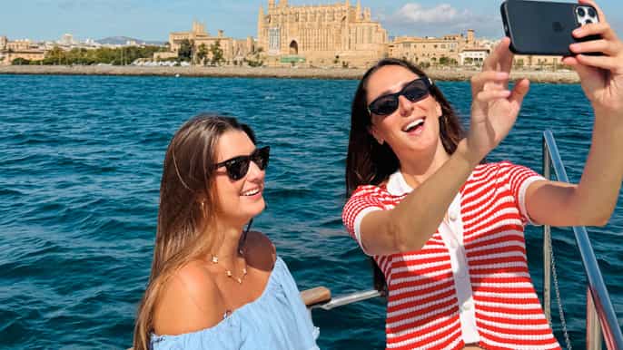 Mallorca: Palma City Cruise with Iconic Sights