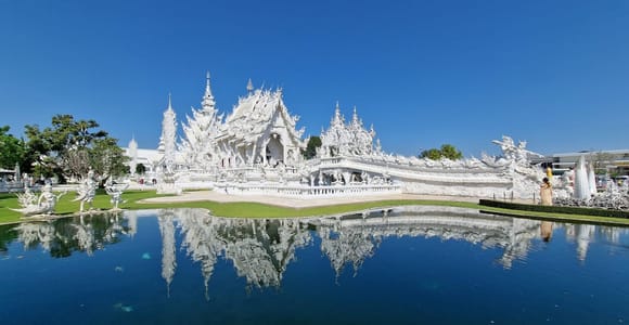 Chiang Mai: Private Local Driver Chiang Rai Temples Tour