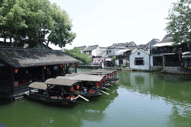 From Hangzhou : Wuzhen & Xitang Water Towns Day Trip