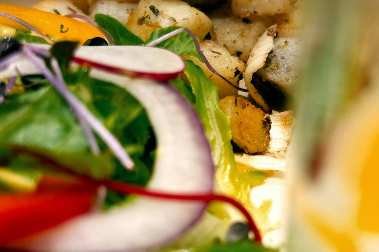 Mirissa: Stargazing Yacht Cruise with Dinner and Wine