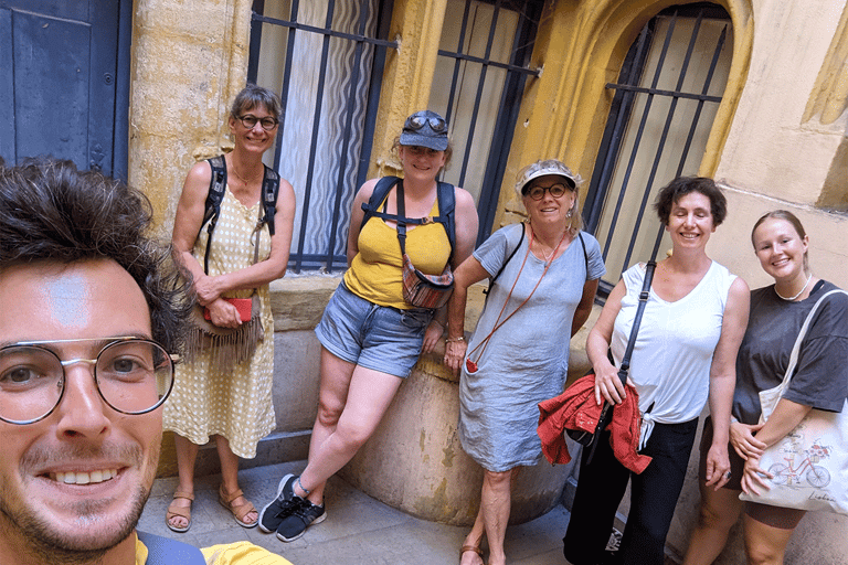 Lyon: Immersive exploration in Old Town with a Local Artist