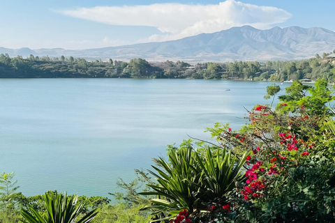 Wycieczka 1-dniowa do Bishoftu z wulkanicznymi jeziorami kraterowymiWycieczka 1-dniowa do Bishoftu z jeziorami w kraterach wulkanicznych