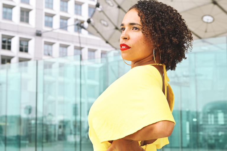 Paris: Professional Photoshoot with Edited Photos