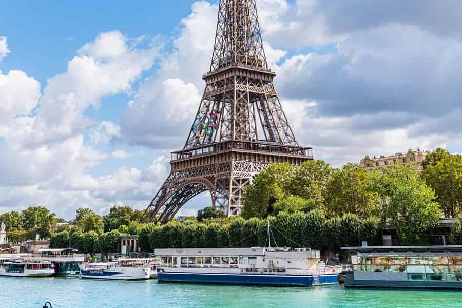Eiffelturm: Geführte Tour im Aufzug mit optionalem Zugang zur Spitze. Foto: GetYourGuide Eiffelturm: Geführte Tour im Aufzug mit optionalem Zugang zur Spitze. Foto: GetYourGuide