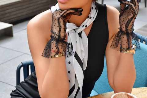 Paris: Fotoshooting im Stil der alten Geldadel mit Outfits und AccessoiresParis: Fotoshooting im Stil "Old Money" mit Outfits und Accessoires