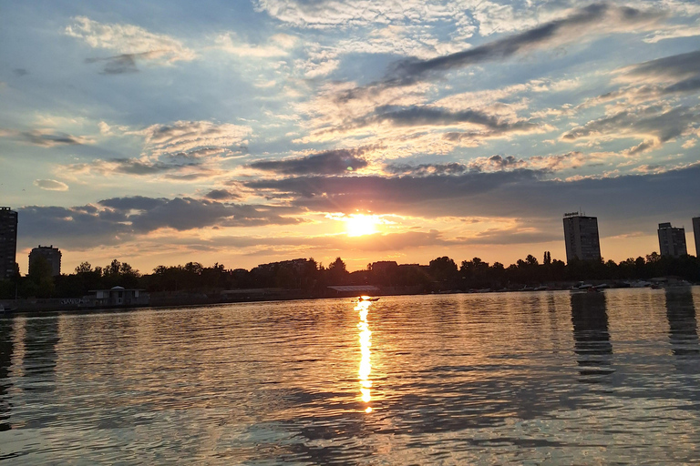 Belgrade: Sunset Kayak Adventure