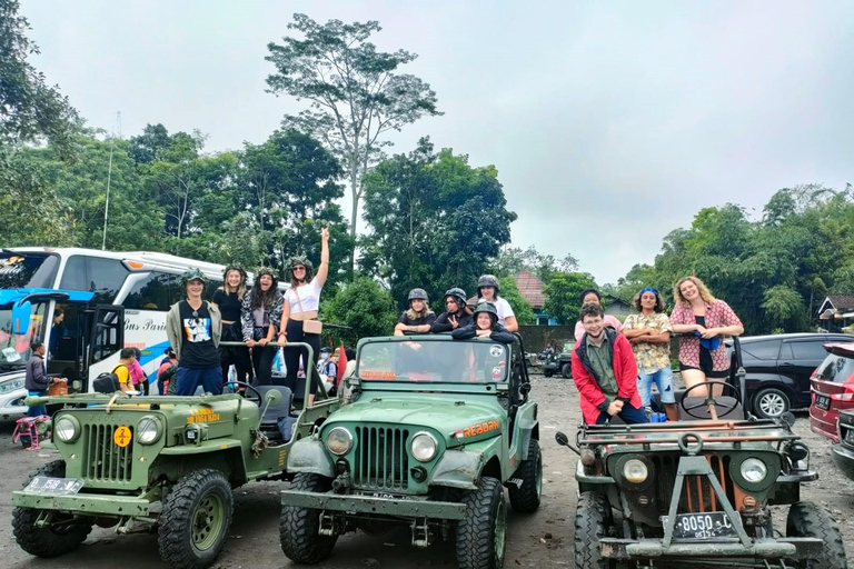 Merapi Volcano 4WD Jeep Tour z YogyakartyJednodniowa wycieczka jeepem na wulkan Merapi