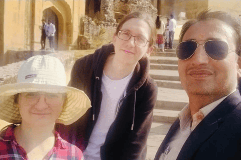 One Day Jaipur Sightseeing Tour with Guide & Sedan Car