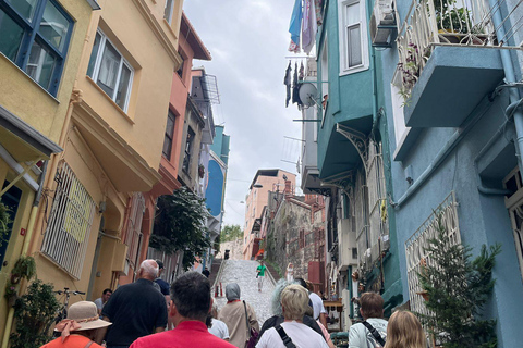 Istanbul: Fener & Balat Guided Tour through Colored Streets