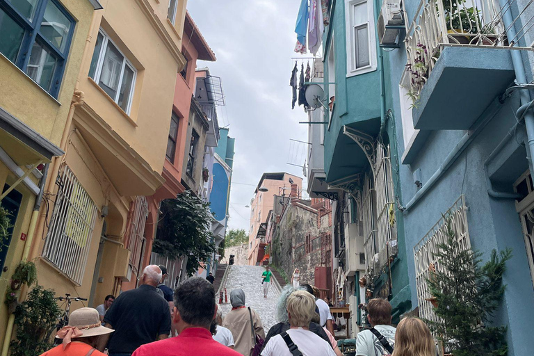 Istanbul: Fener & Balat Guided Tour through Colored Streets