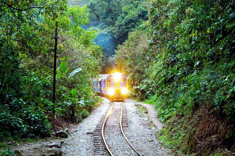 Cusco: Salkantay Trek 4 Tage 3 Nächte mit Rückfahrt mit dem ZugCusco: Salkantay Trek 4 Tage 3 Nächte mit Rückfahrt im Zug