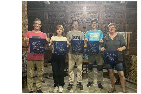 Tour privato della produzione di batik e del villaggio di Borobudur