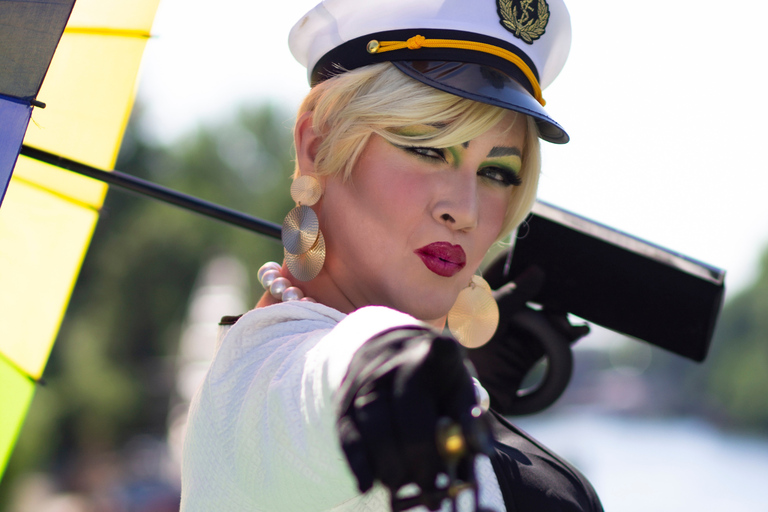 Berlin: 2-Hour Spree Cruise with Drag Queen & Sightseeing