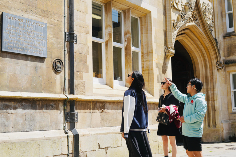 Cambridge PhD-Led Chinese Walking Tour + Kings College Entry PHD Student Chinese Walking Tour with King's College entry