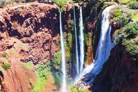 Da Marrakech: Escursione guidata alle cascate di Ouzoud e gita in barca