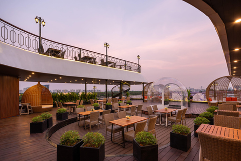 Dinner On The Luxury Cruise On Saigon River–A Romantic Night Dinner On Cruise Without Pick-up & Shared Table