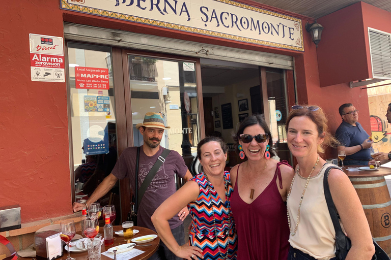 Almería: Walking Tour with Tapas and Olive Oil Tasting Almería: Walking Tour with Tapas and Olive Oil Tasting