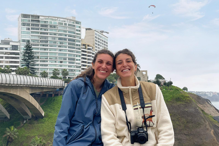 Lima: Huaca Pucllana Pyramid & Miraflores Tour + Pick Up