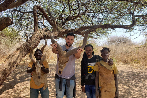 Arusha: tour de día completo a las tribus masái y hadzabe.Excursión de día completo a las tribus Hadzabe y Datoga