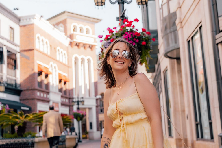 Los Angeles: Private Professional Vacation Photoshoot 30-Minute Los Angeles Photoshoot