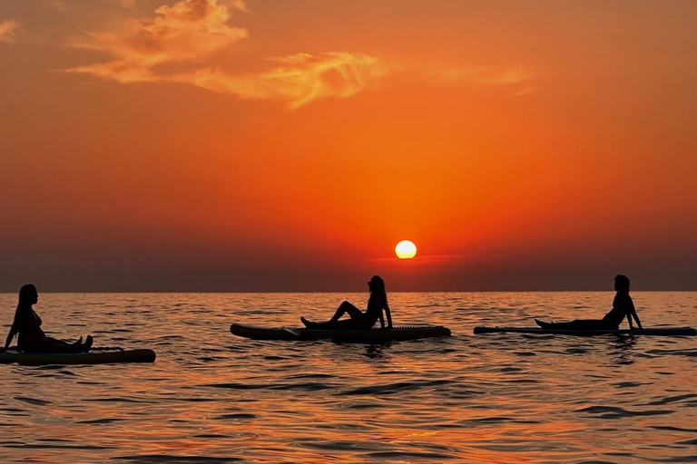Ibiza: Sunset Kayak Excursion with Views of Es Vedrà