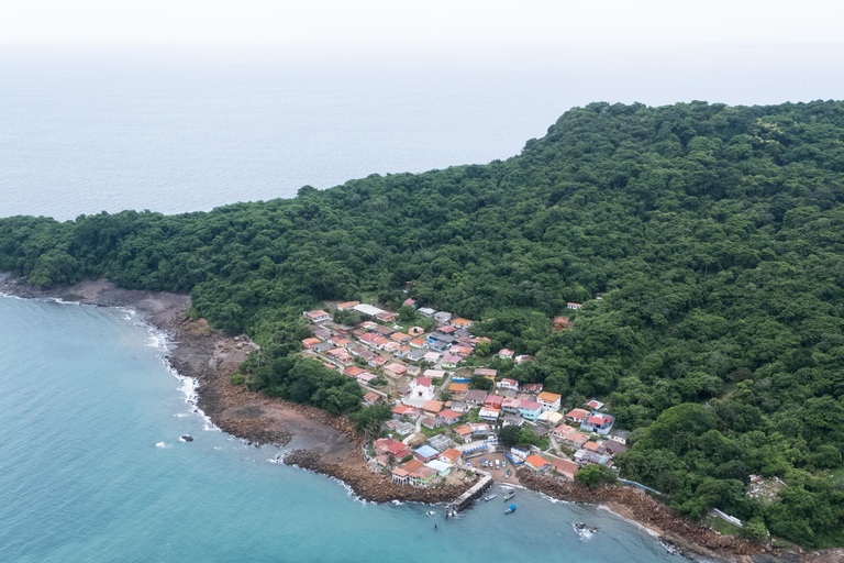 Panama City: Otoque Island Full-Day Tour with Local Lunch So, this is the Otoque Island Whale Watching Experience (seasonal)!