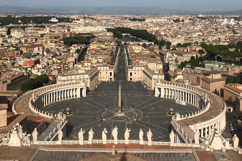 St. Peter's Basilica with the Priority Entrance Tickets Guided tour St. Peter Basilica & Priority Entrance Tickets