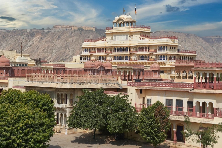 Vanuit Jaipur: privé Amber Fort, Jal Mahal en meer autotourAll-inclusive tour met monumentenkosten en lunch