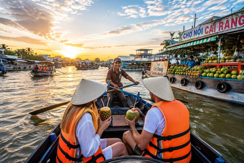 Can Tho: Cai Rang Floating Market& Son Islet Tour from HCM - Image 2