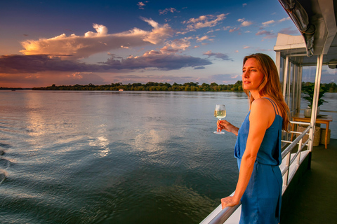 Crociera di lusso sullo Zambesi al tramonto RiversongOpzione lusso al tramonto