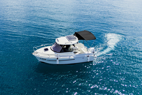 Split: Private Speedboat Charter 3 Islands Half-Day Boat Tour with Blue Lagoon