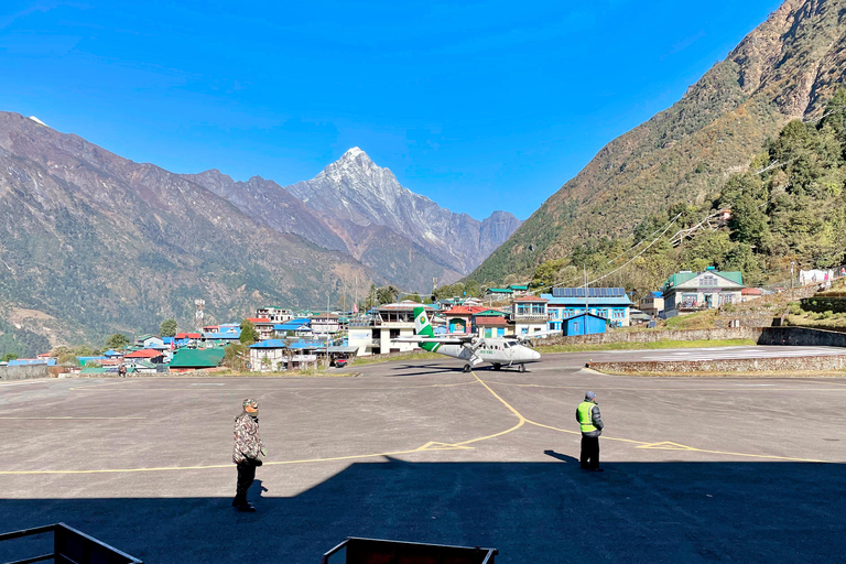 Flugticket nach Lukla von Kathmandu für den Everest Trek