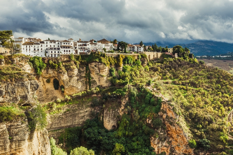 Costa del Sol en Malaga: Ronda en Setenil de las BodegasOphaalservice in het stadscentrum van Malaga