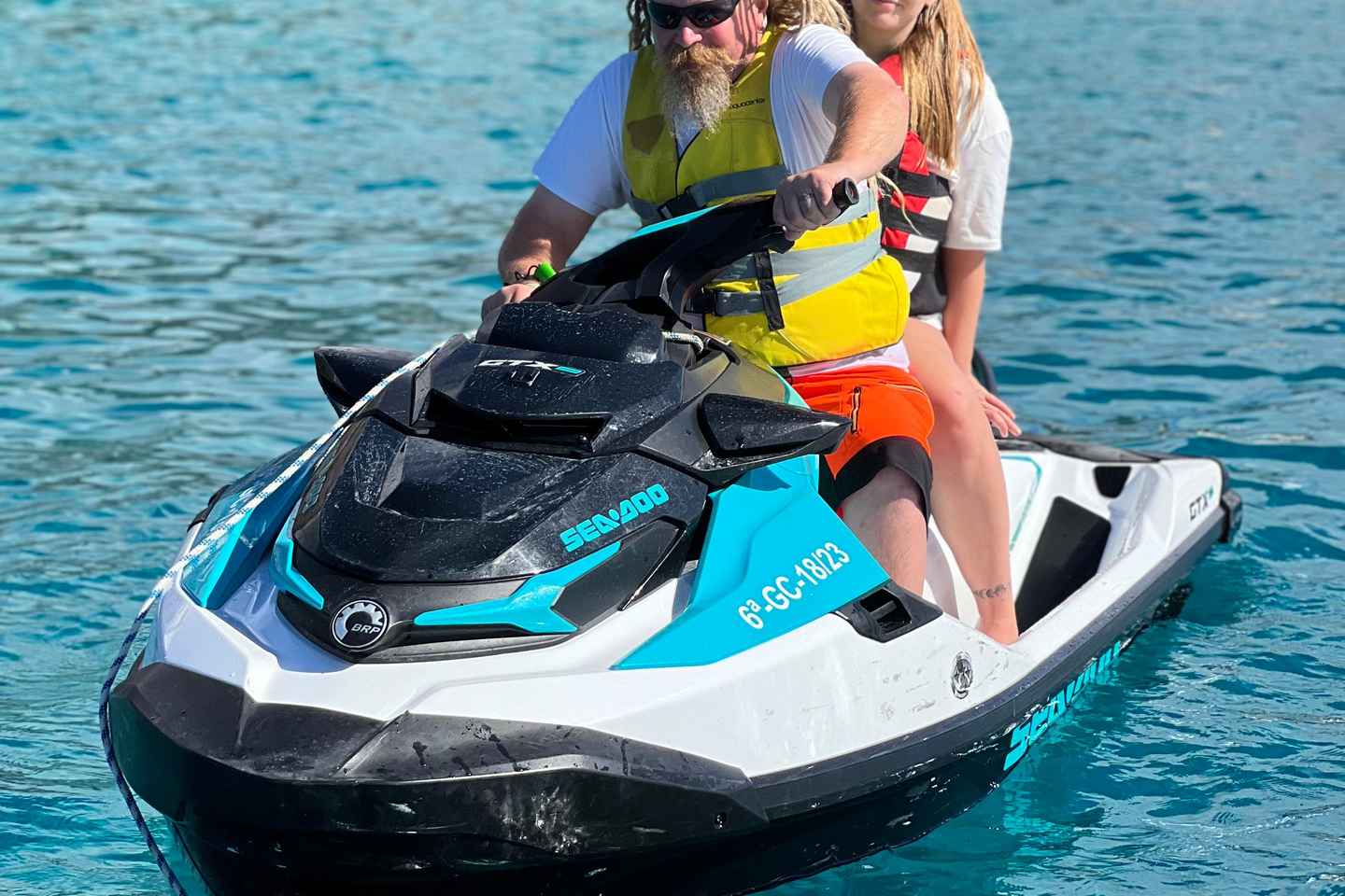 莫罗哈布尔：畅享导游水上摩托之旅