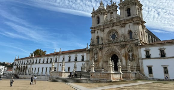 Nazaré, Alcobaça and Óbidos on a Luxury Mercedes
