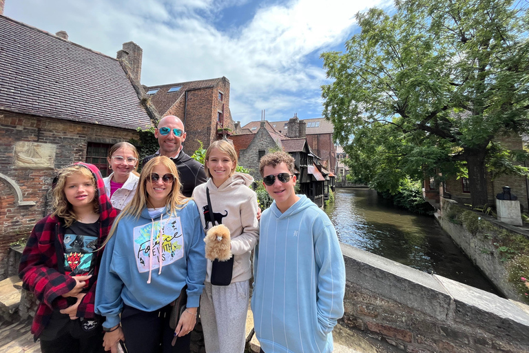 Paris : Bruges et Gand Excursion d&#039;une journée avec tour en bateau et dégustations