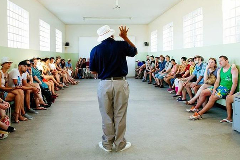 Ciudad del Cabo: tour privado de medio día a la isla Robben con recogidaCiudad del Cabo: Tour privado de medio día por la Isla Robben con servicio de recogida