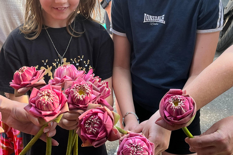 Bangkok: Longtail Boat and Tuk tuk Tour with Temple Visit Authentic longtail boat with temple visit tour